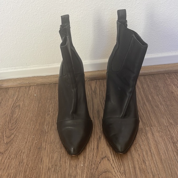 Mimco black leather ankle boots size 39 - Picture 2 of 4